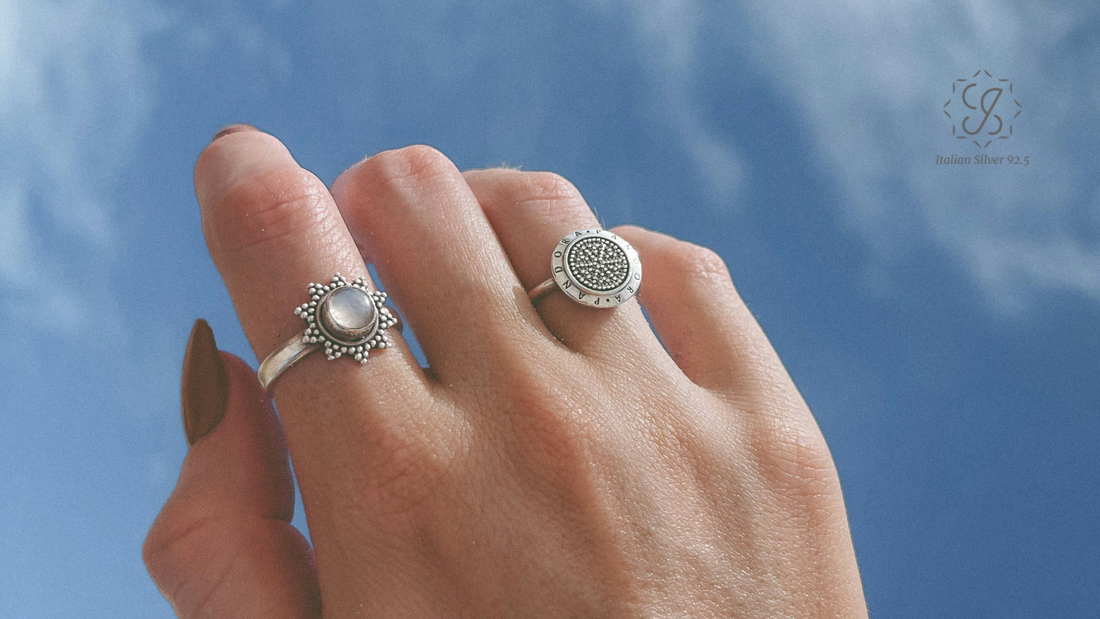 Monsoon Romance: Personalized Italian Silver Jewelry for Special Rainy Moments